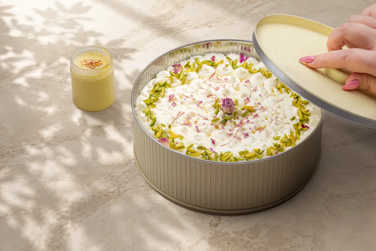 Royal Saffron Cake
